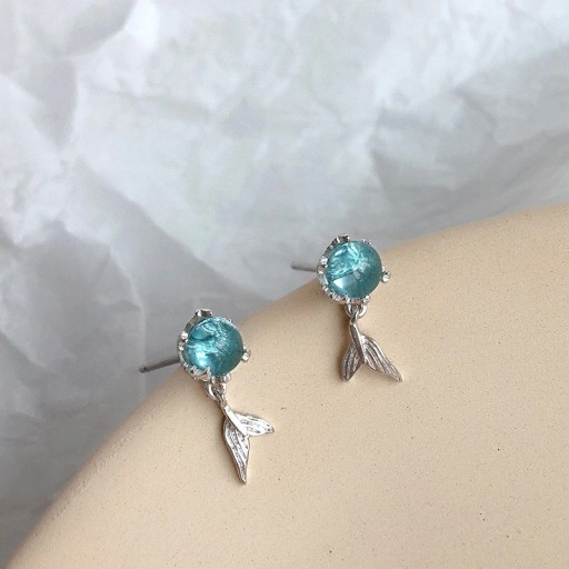 Boucles d'oreilles à clou pour femmes sirène