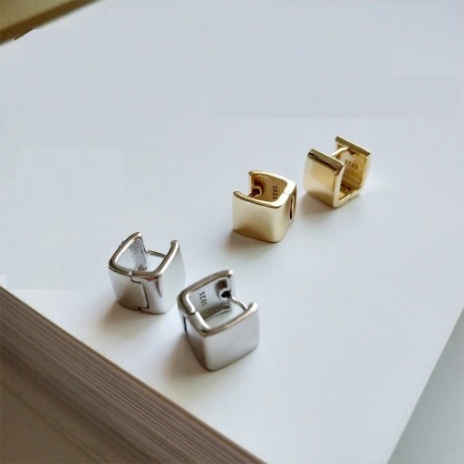 Boucles d'oreilles carrées pour femmes