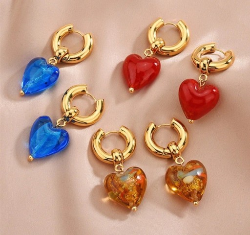 Boucles d'oreilles circulaires pour femmes avec cœur G677