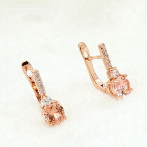 Boucles d'oreilles créoles pour femmes avec zircon