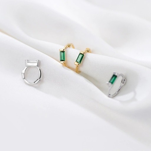 Boucles d'oreilles créoles pour femmes avec zircon