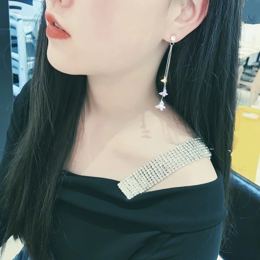 Boucles d'oreilles pendantes pour femmes avec des papillons G1040