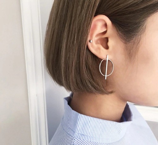 Boucles d'oreilles pendantes pour femmes en forme de cercle