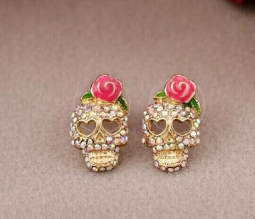 Boucles d'oreilles pendantes pour femmes en forme de crâne G1344