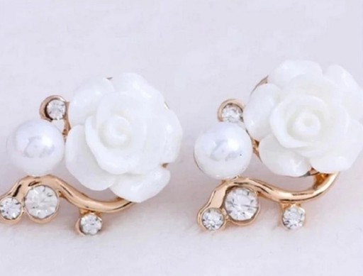 Boucles d'oreilles pendantes roses pour femmes