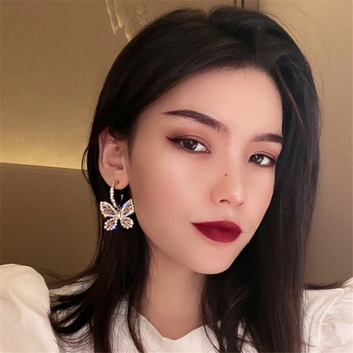 Boucles d'oreilles pour femmes avec des papillons G860
