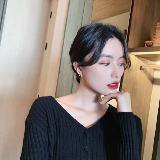 Boucles d'oreilles pour femmes avec zircons et perle