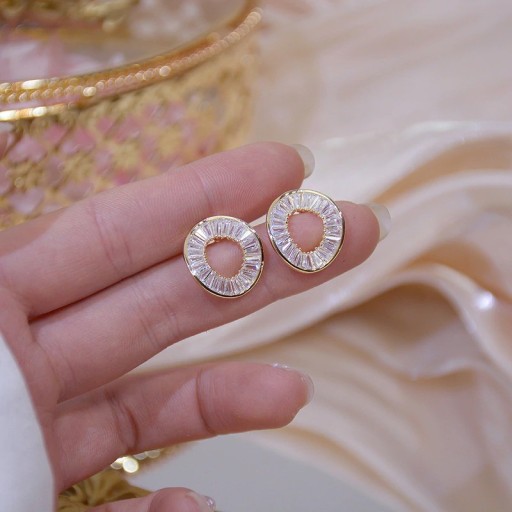 Boucles d'oreilles pour femmes en cercle irrégulier