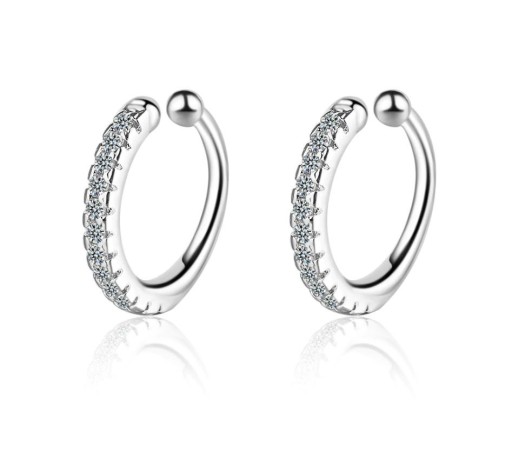 Boucles d'oreilles pour femmes en forme de cercle avec des zirconiums C1058