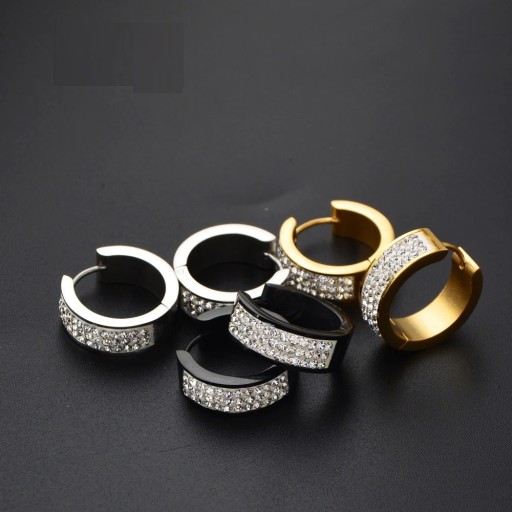 Boucles d'oreilles rondes avec zircon