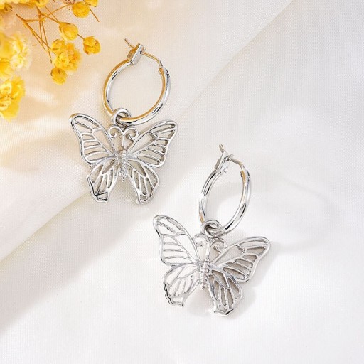 Boucles d'oreilles rondes pour femmes avec papillon G961