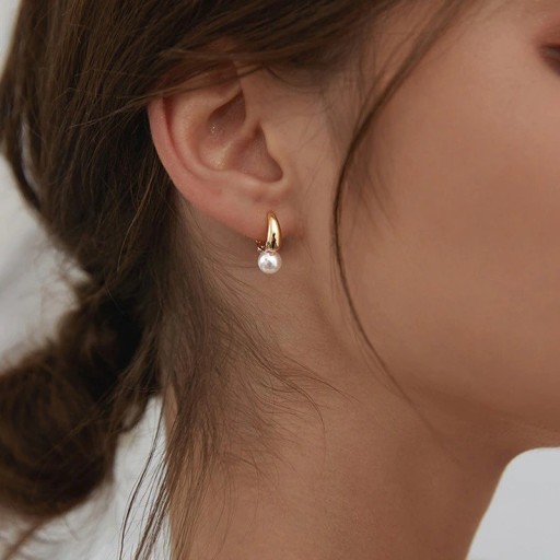 Boucles d'oreilles rondes pour femmes avec perle J445