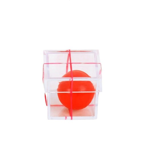 Boule à travers le cube