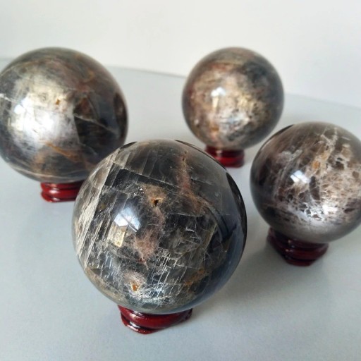 Boule en Pierre de Lune