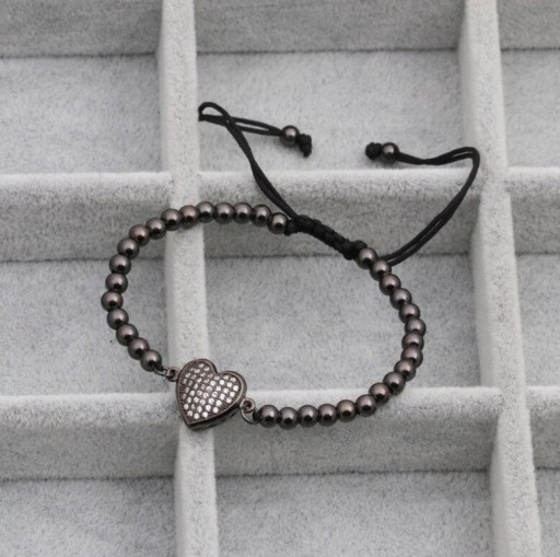 Braccialetto da donna con cordino, perle e cuore