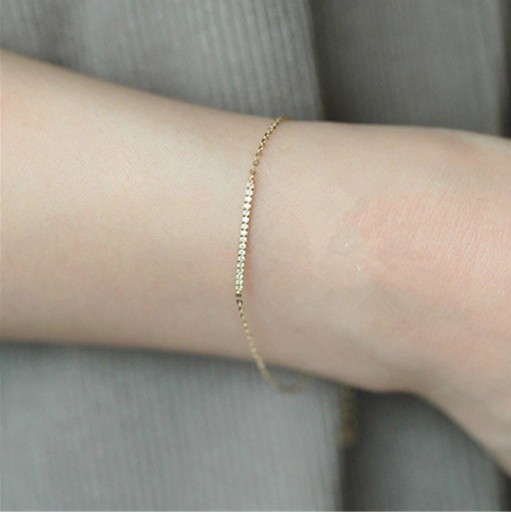 Bracelet délicat pour femmes avec pierres H145