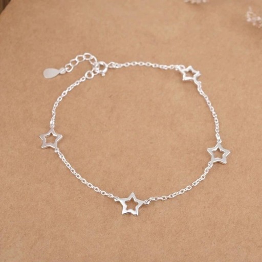 Bracelet en chaîne pour femmes avec des étoiles P196