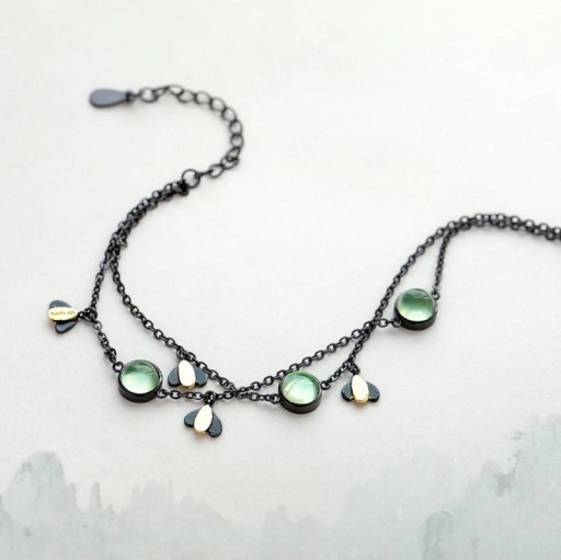 Bracelet en chaîne pour femmes avec des lucioles