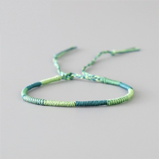 Bracelet en cordon ajustable