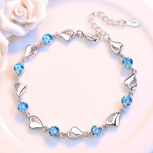 Bracelet femme cœur et pierres