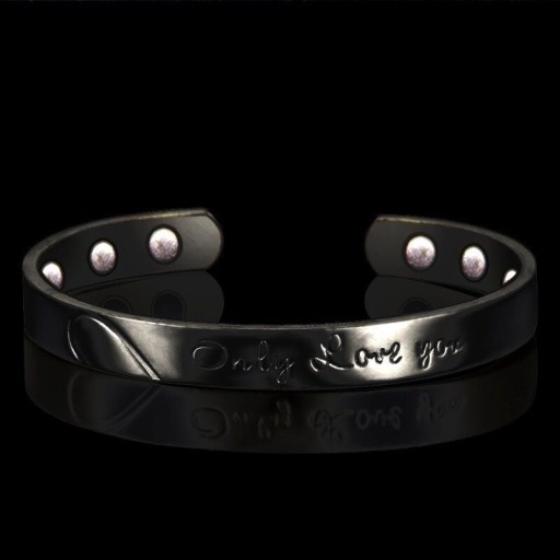 Bracelet ouvert avec inscription