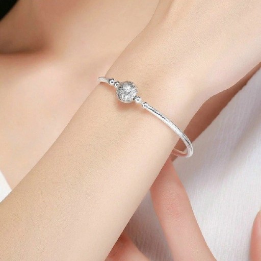 Bracelet pour femme avec perle