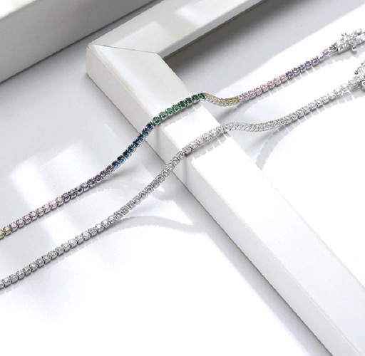 Bracelet pour femmes avec pierres