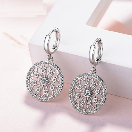 Brincos de Senhora em Forma de Anel com Pendente R114