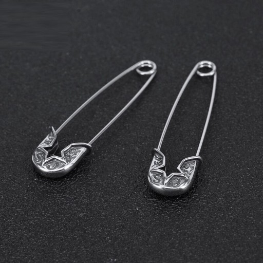 Brincos pendentes com caveira G2548