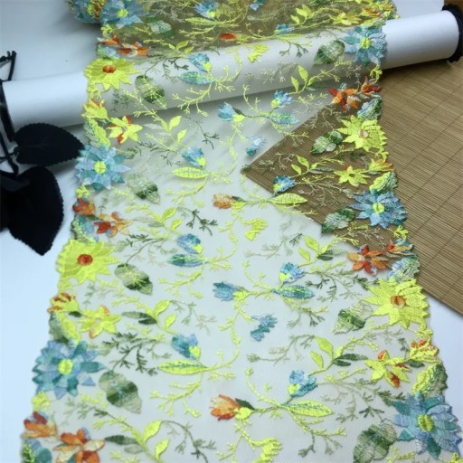 Brodeerattu pitsiverkko 23 x 91 cm Värikäs polyesteripitsi kasvimotiivilla Koristekangas vaatteiden ompeluun, koristeet DIY