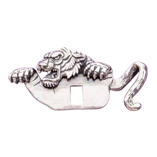 Broșă de birou tigru argintiu din metal aliaj de zinc pentru buzunarul sacoului O decorare elegantă pentru sacou palton Accesoriu stilat cadou