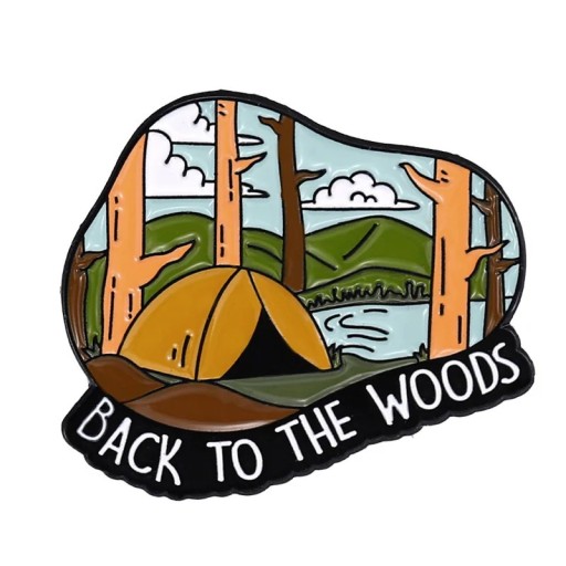 Broșă insignă pin Back to the woods motiv cort pădure râu 1,8 x 2,7 cm accesoriu metalic multicolor pentru rucsac îmbrăcăminte drumeție camping