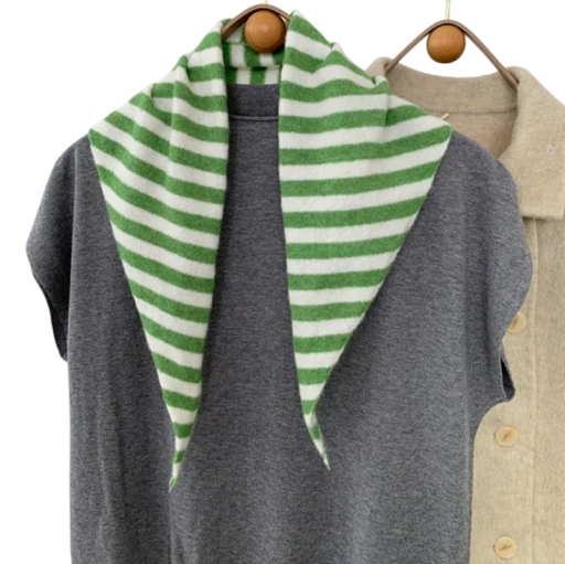 Cachecol feminino em forma de triângulo Listrado quente em poliéster, lã, acrílico, viscose e nylon Acessório de moda moderno para outono e inverno