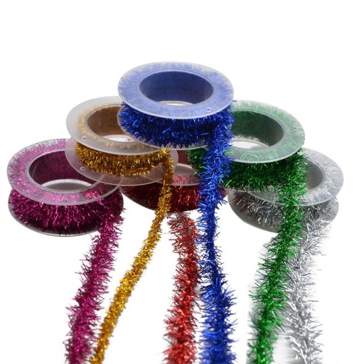 Cadena navideña de colores