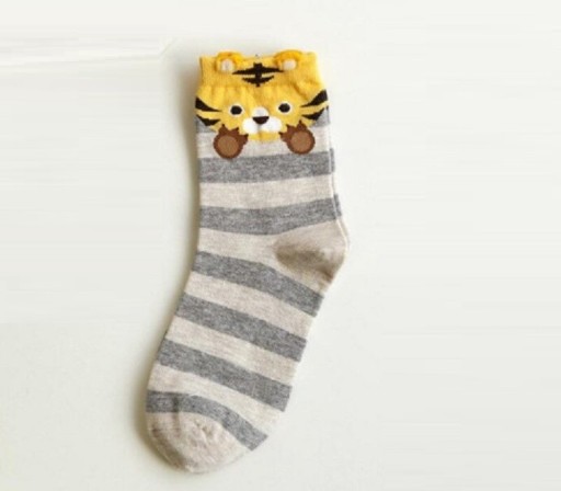 Calcetines de mujer de rayas con animales