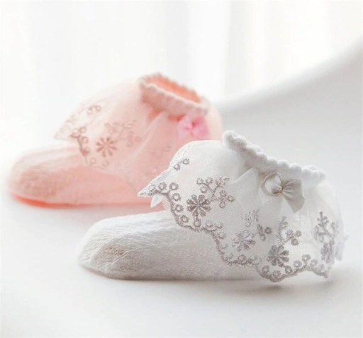 Calze da ragazza con volant e fiocco