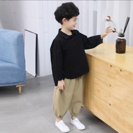 Camicia e pantaloni da bambino L1647