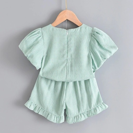 Camiseta e calções para menina L1187