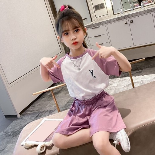 Camiseta e calções para menina L1543