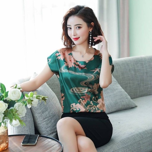 Camiseta feminina com padrão A1263