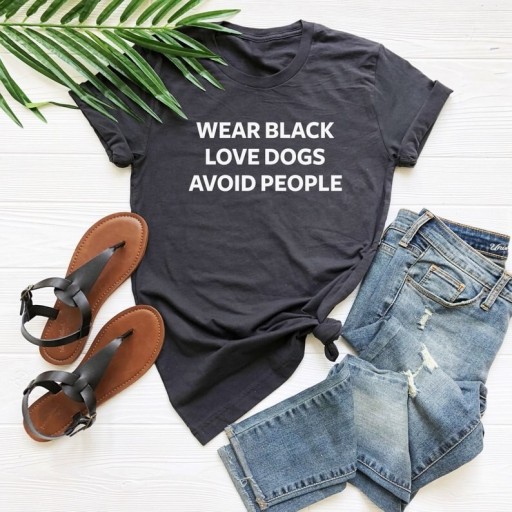 Camiseta negra de mujer con inscripción