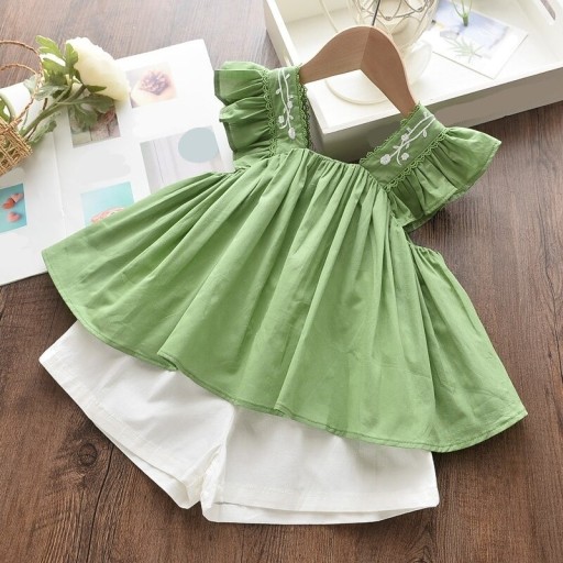 Camiseta y pantalón corto niña L1132