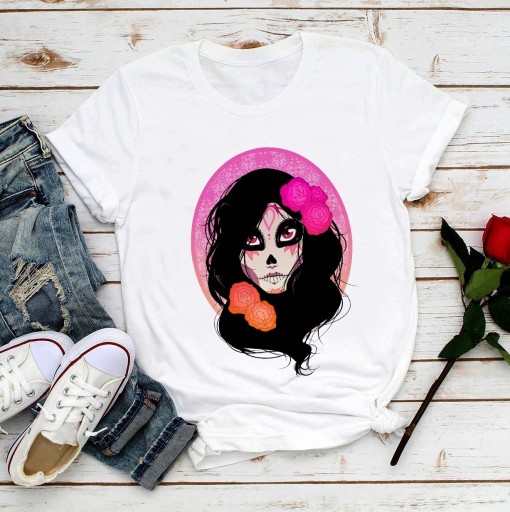 Camisola branca feminina com estampado B347