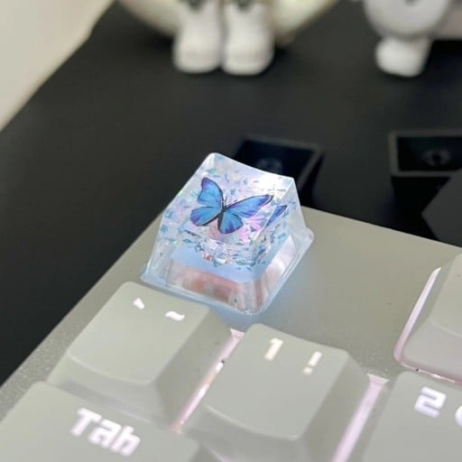 Capac de tastă cu model de fluture decorativ OEM din rășină transparentă artisan keycap pentru tastatură mecanică setup de jocuri