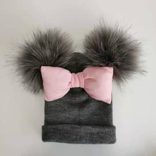 Cappello invernale da ragazza con pompon