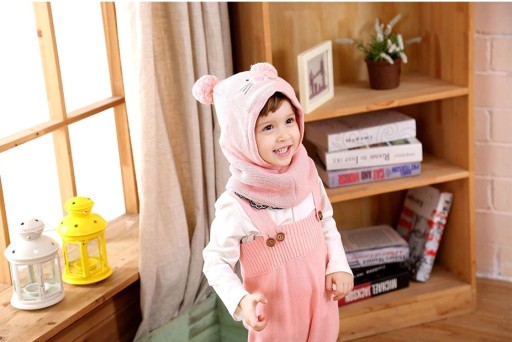 Cappello per bambini con scaldacollo a forma di gattino J1852