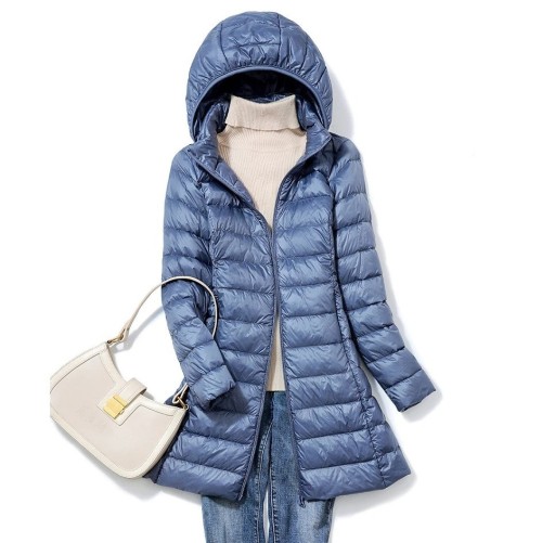 Cappotto invernale da donna con cappuccio removibile