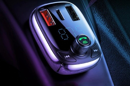 Carregador de carro com Bluetooth