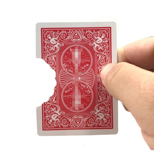 Carte déchirée pour la magie