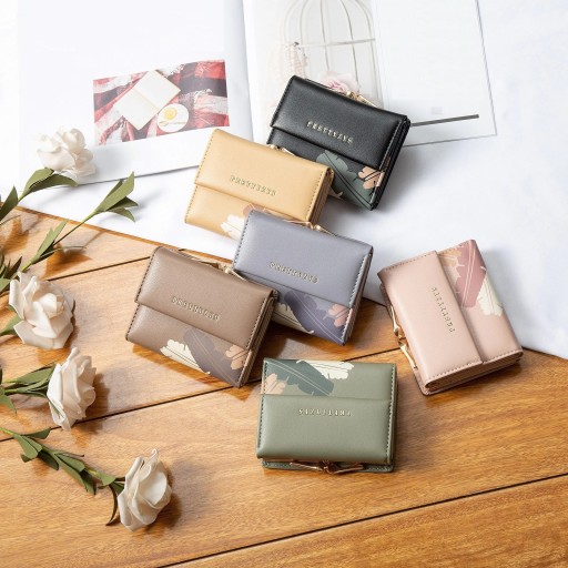 Carteira de couro pequena para senhora M265